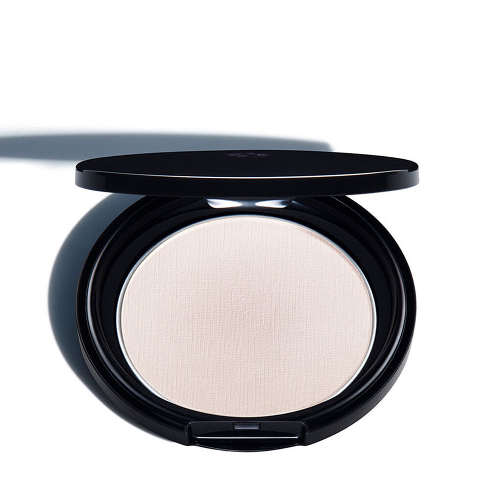 Translucent Pressed Powder Translucent Pressed Powder,