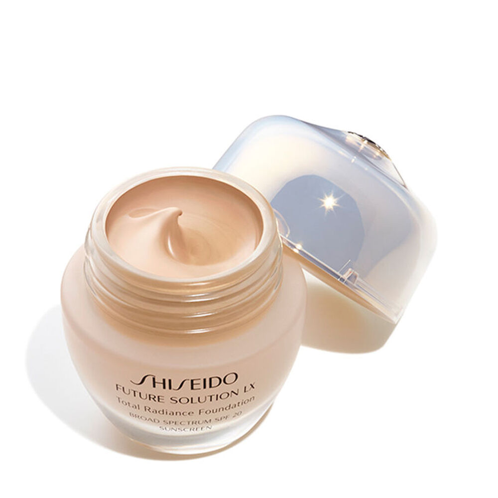 Total Radiance Foundation E, Natural3