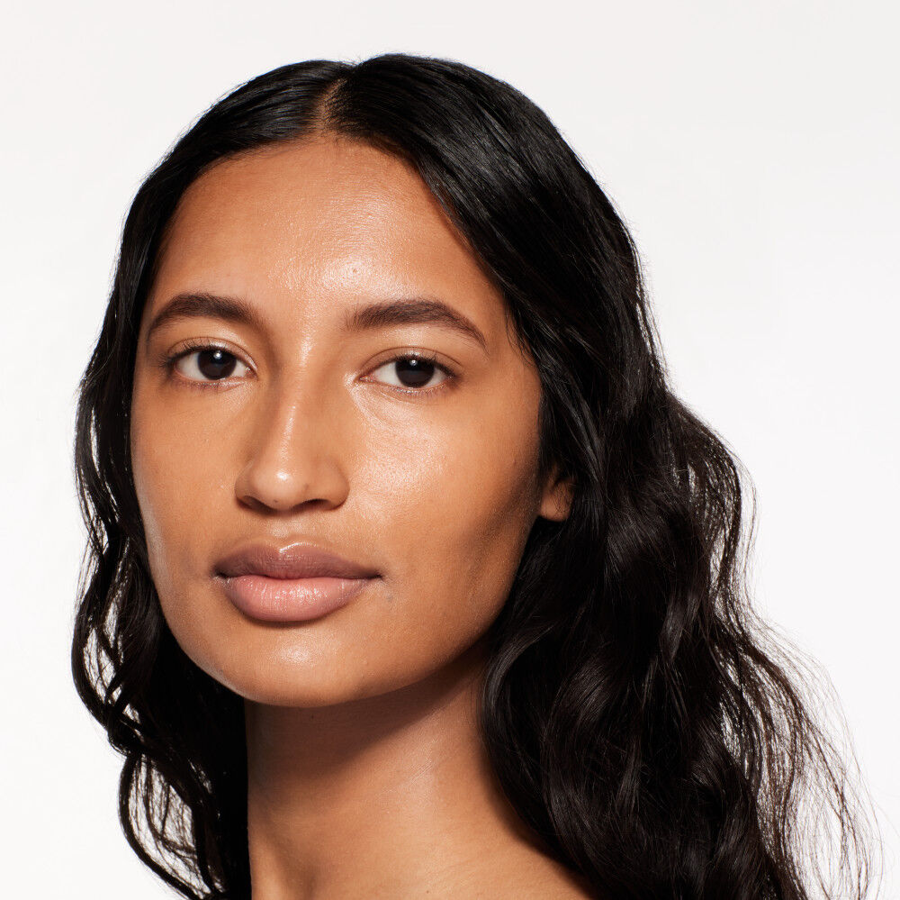 REVITALESSENCE SKIN GLOW Foundation | SHISEIDO