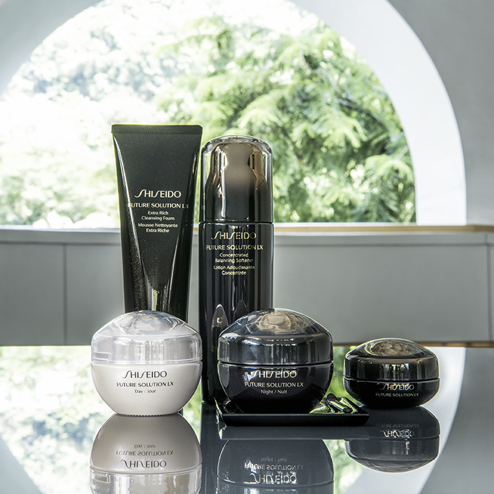 Superior Radiance Serum - FUTURE SOLUTION LX | SHISEIDO