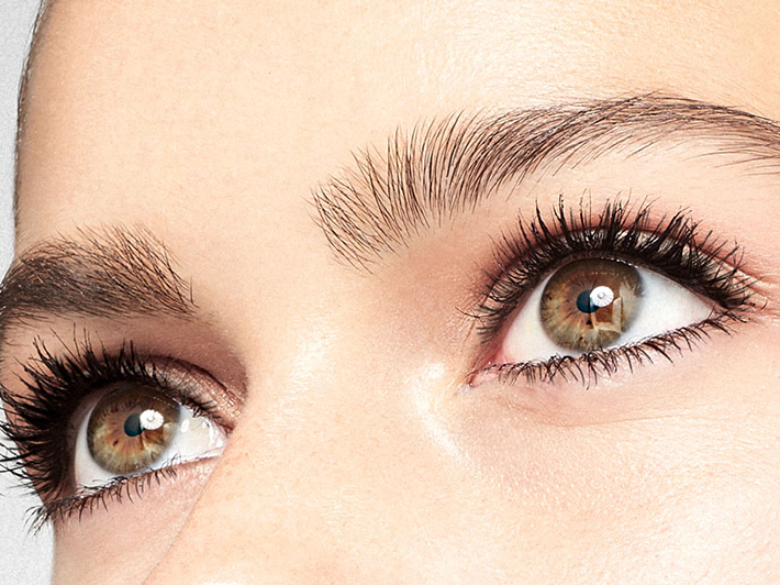 long-eyelashes