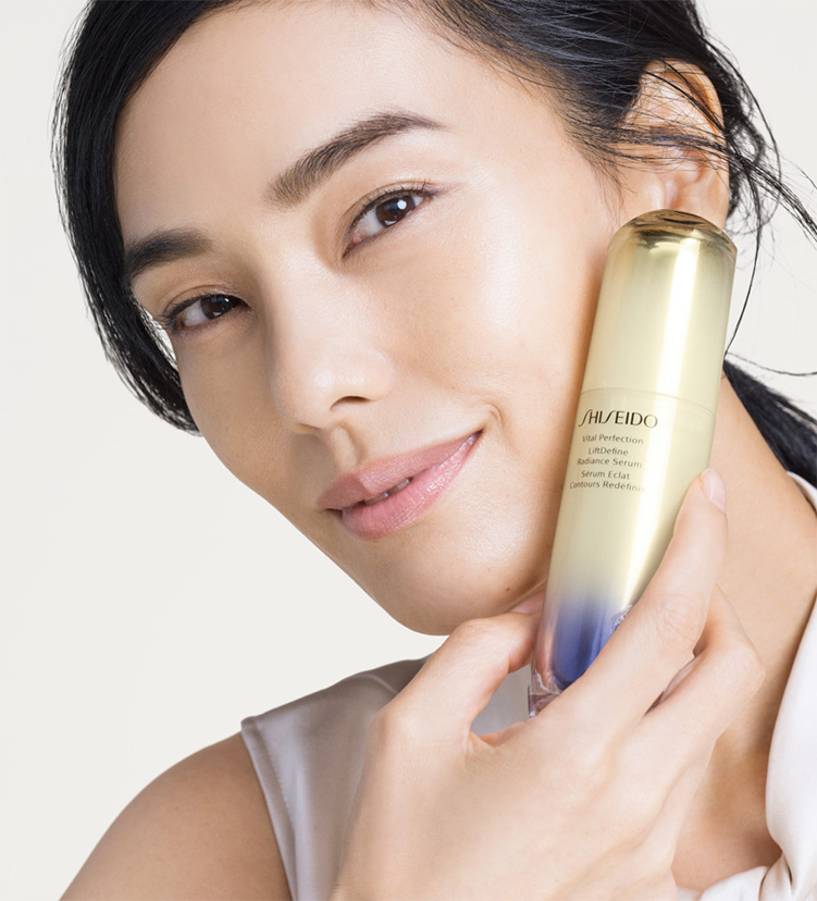 Deep Wrinkles & Dark Spots In Just 4 Weeks.*