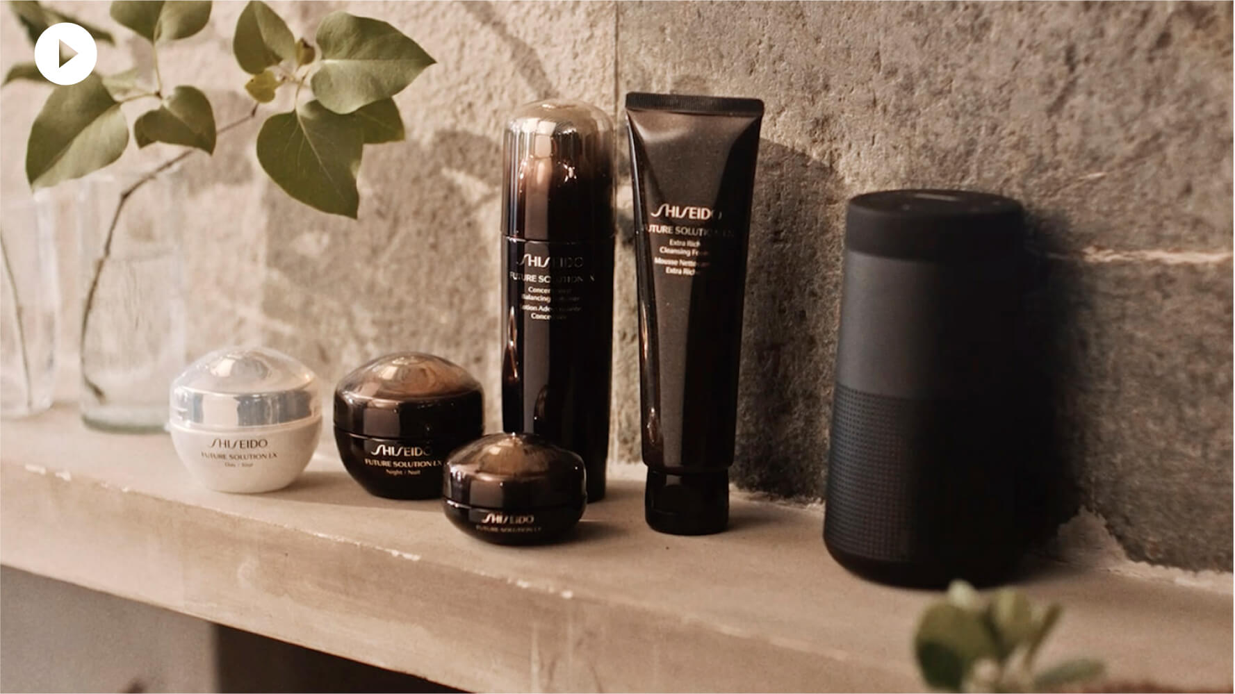 SHISEIDO FUTURE SOLUTION LX 5点セット 0730852189577_2.jpg?sw=650&sh=